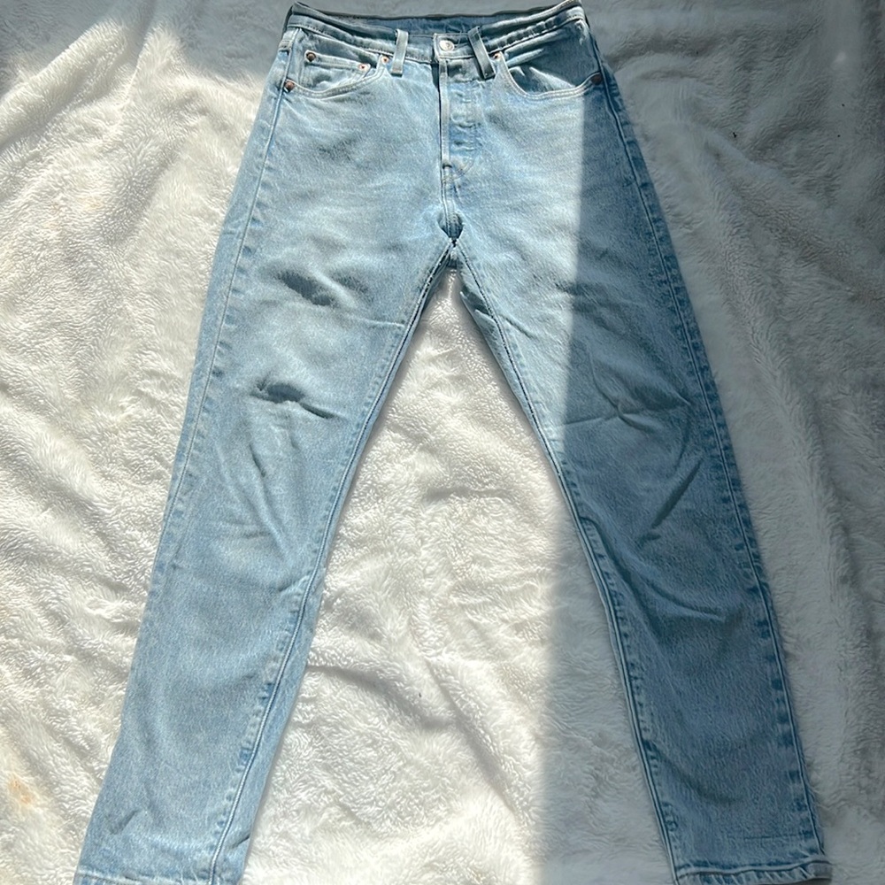 Levies 501 Straight Leg Jeans